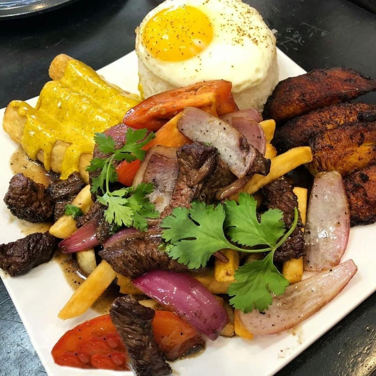 Savor Our Lunch Delights