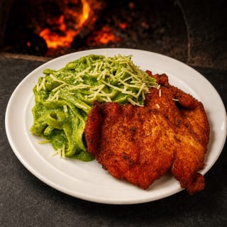 Fettuccine al Pesto W/Chicken